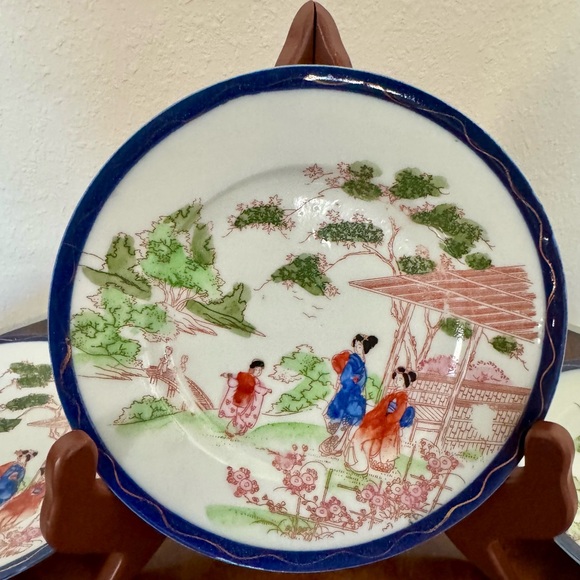 5 Vintage Japanese Hand Painted Porcelain Luncheon Plates With Geisha Girl Decor - Picture 10 of 11